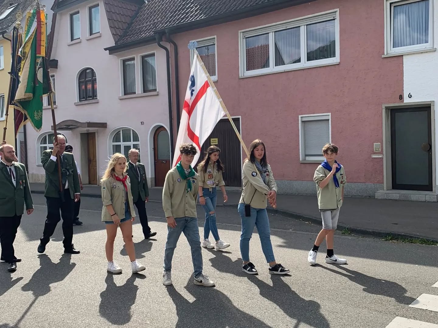 Mit einer Bannerabordnung habe...
